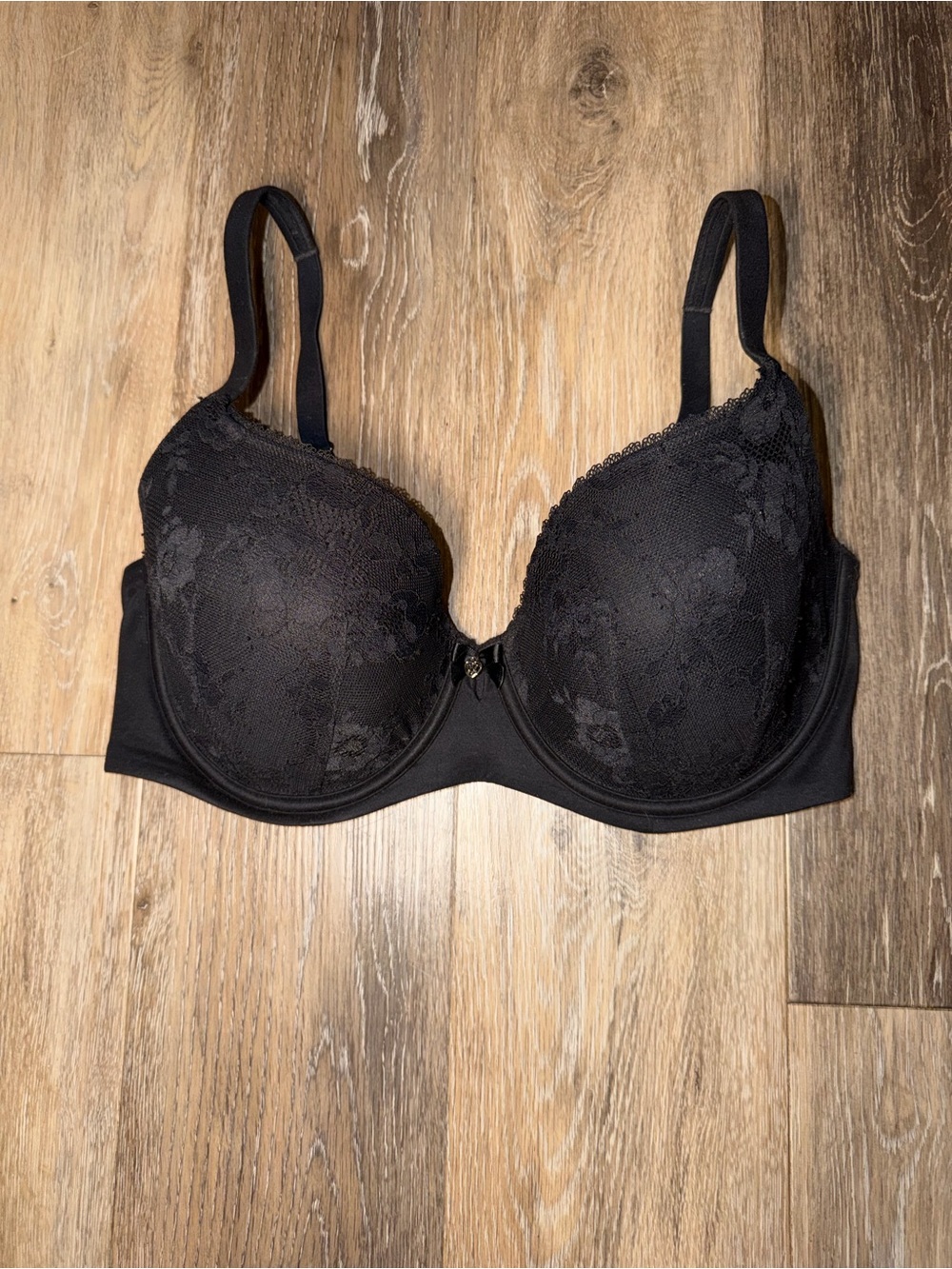 Victoria’s Secret Black Lace Body by Victoria Lined Demi Bra